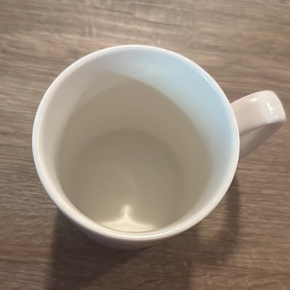 Classic White Ceramic Mug - Picture 4 of 4